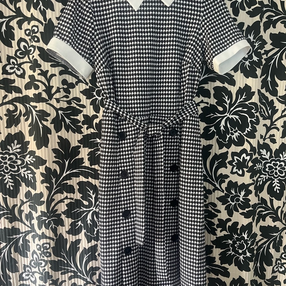Shelby & Palmer Black and White Houndstooth Dress with Contrast Collar